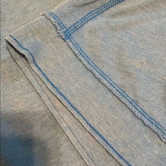 Hollister sweater - Picture 4 of 4